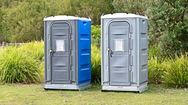 Portable Toilet Rental for Emergency Services in Emerald Bay, TX